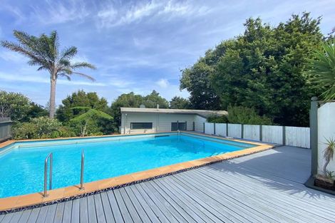 Photo of property in 43 O'halloran Road, Howick, Auckland, 2014