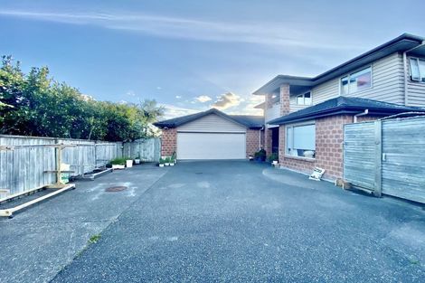 Photo of property in 12 Keating Rise, Northcross, Auckland, 0632