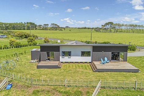 Photo of property in 205 Puniho Road, Warea, New Plymouth, 4381