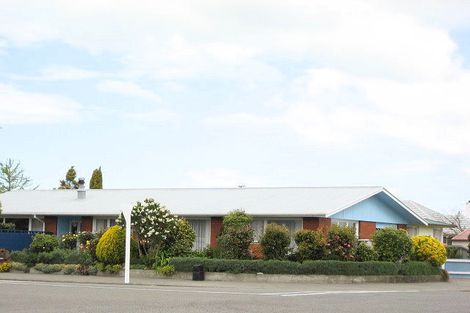 Photo of property in 32 Kinley Street, Rangiora, 7400