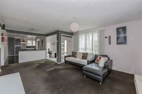 Photo of property in 17 Taurus Crescent, Beach Haven, Auckland, 0626