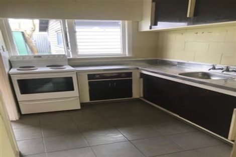 Photo of property in 2/23 Driver Road, Mangere East, Auckland, 2024
