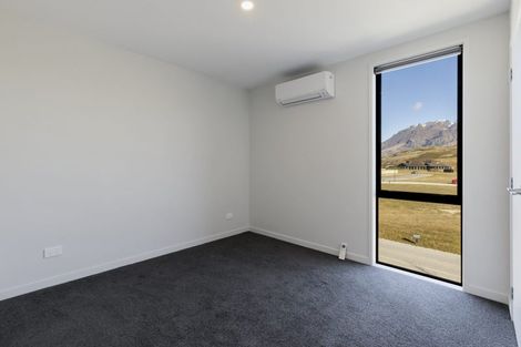 Photo of property in 33 Mulholland Drive, Jacks Point, 9371