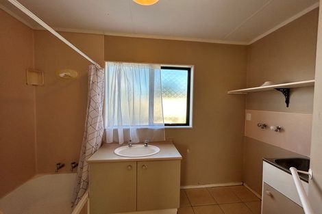 Photo of property in 5 Logan Avenue, Marewa, Napier, 4110
