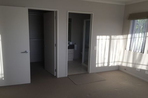 Photo of property in 66 Blackwood Drive, Wattle Downs, Auckland, 2103