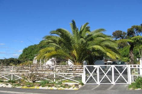 Photo of property in 21 Te Haumi Drive, Paihia, 0200