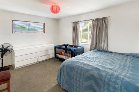 Photo of property in 3 Aries Place, Kawaha Point, Rotorua, 3010