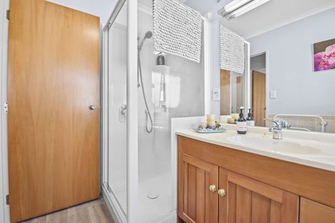 Photo of property in 4a Kestrel Heights, Arkles Bay, Whangaparaoa, 0932