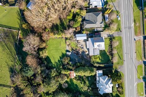 Photo of property in 19 Milne Street, Hunterville, 4730