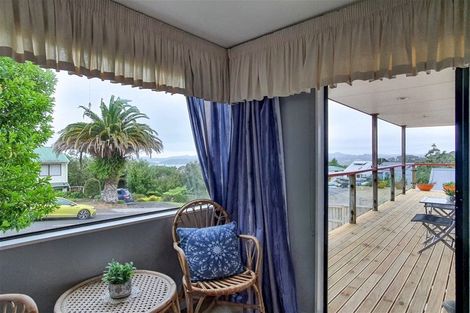Photo of property in 98 Te Haumi Drive, Paihia, 0200