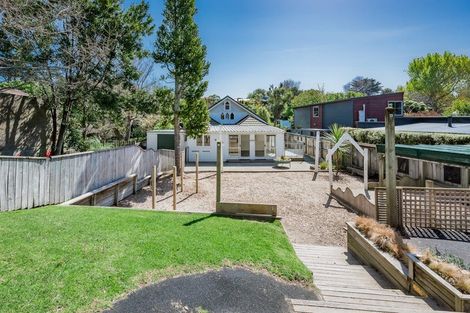 Photo of property in 9 Glen Road, Raumati South, Paraparaumu, 5032