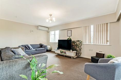Photo of property in 43 Orams Road, Hillpark, Auckland, 2102