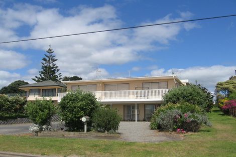 Photo of property in 66 Shaw Road, Waihi Beach, 3611