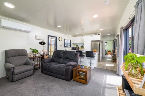 Photo of property in 46 Bathgates Road, Waimate, 7980