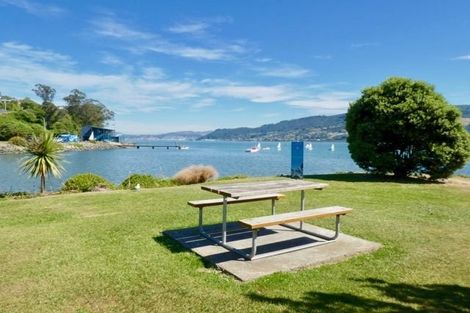 Photo of property in 28 Gorman Street, Macandrew Bay, Dunedin, 9014