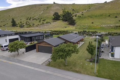 Photo of property in 32 Perriam Place, Mount Pisa, Cromwell, 9383