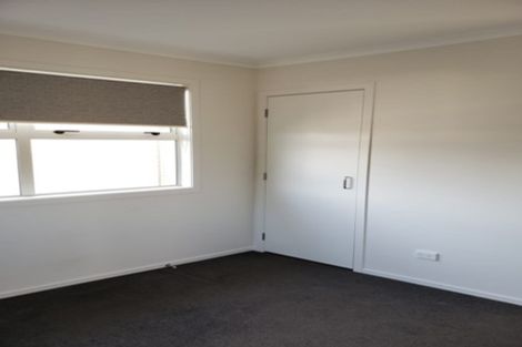 Photo of property in 17 Chiefs Court, Hamilton East, Hamilton, 3216