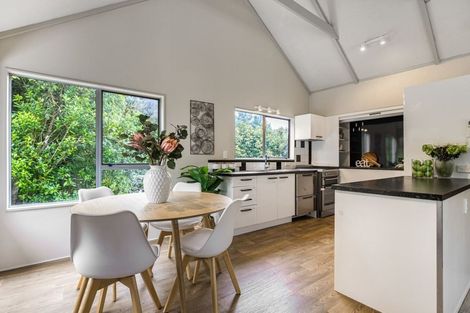 Photo of property in 5/40 Radiata Lane, Chatswood, Auckland, 0626