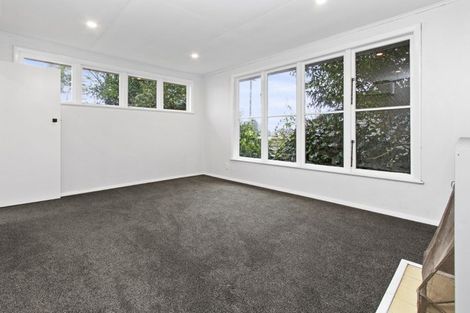Photo of property in 39 Yeats Crescent, Fairfield, Hamilton, 3214