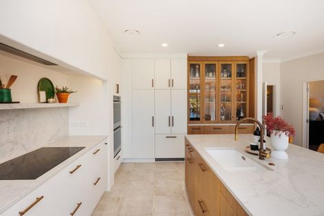 Photo of property in 2 Balmoral Drive, Terrace End, Palmerston North, 4410