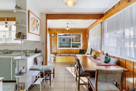 Photo of property in 109 Wallace Road, Mangere Bridge, Auckland, 2022