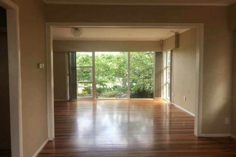 Photo of property in 25 Sorrel Crescent, Bucklands Beach, Auckland, 2012