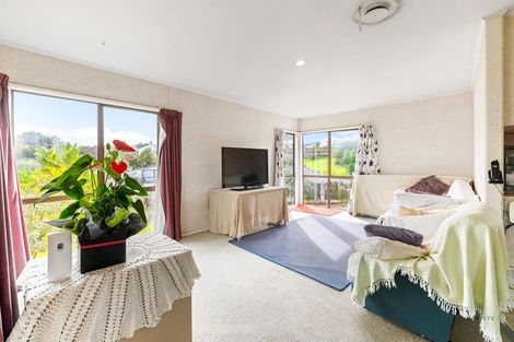 Photo of property in 7 Glucina Place, Glen Eden, Auckland, 0602