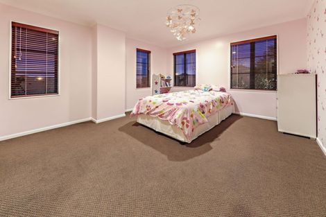 Photo of property in 11 Karson Place, Flat Bush, Auckland, 2016