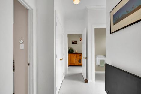 Photo of property in 1185b South Road, Oakura, 4314