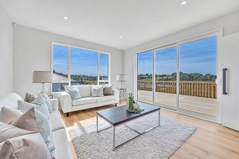 Photo of property in 10 Lumber Rise, Swanson, Auckland, 0614