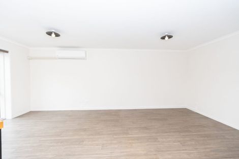 Photo of property in 79 Chiefs Court, Hamilton East, Hamilton, 3216