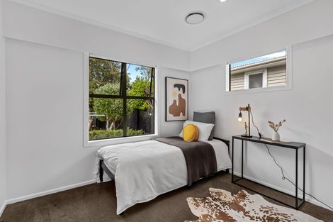 Photo of property in 2 Wharf Road, Te Atatu Peninsula, Auckland, 0610