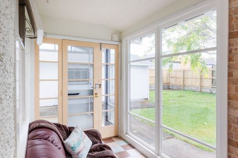 Photo of property in 19 Brightwater Terrace, Terrace End, Palmerston North, 4410