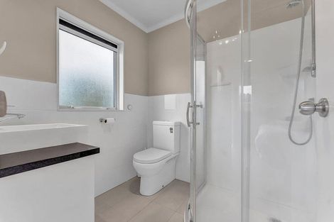 Photo of property in 1 Nirmal Place, Sunnyvale, Auckland, 0612