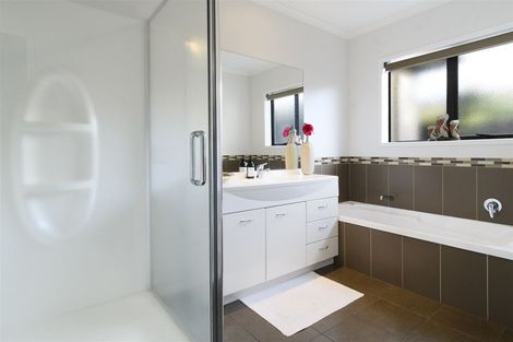 Photo of property in 6 Tomika Crescent, Papamoa Beach, Papamoa, 3118