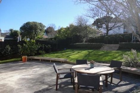 Photo of property in 40 Belle Vue Avenue, Northcote Point, Auckland, 0627