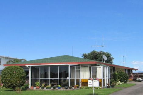 Photo of property in 2/58 The Drive, Brookfield, Tauranga, 3110