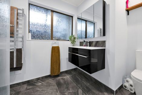 Photo of property in 8 Glamis Avenue, Bell Block, New Plymouth, 4312