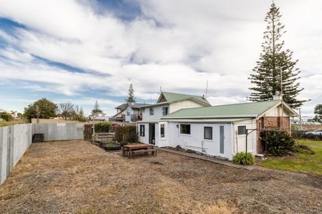 Photo of property in 20 Pukeko Place, Westshore, Napier, 4110