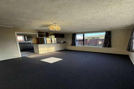 Photo of property in 3/199 Queenspark Drive, Parklands, Christchurch, 8083
