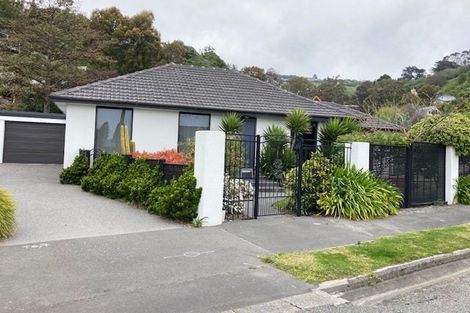 Photo of property in 33 Augusta Street, Redcliffs, Christchurch, 8081