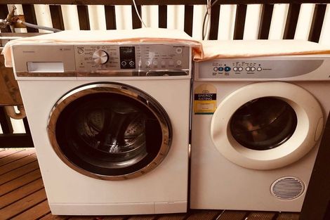 Photo of property in 7 George Laurenson Lane, Mount Roskill, Auckland, 1041