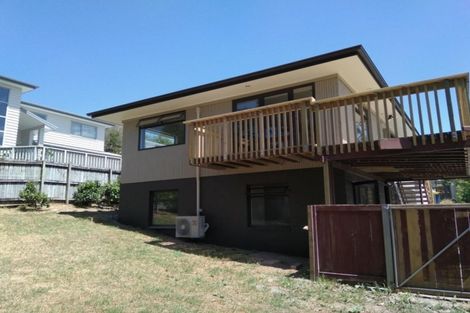 Photo of property in 2/21a Ludlow Terrace, Totara Vale, Auckland, 0627