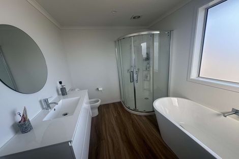 Photo of property in 67c Randwick Crescent, Moera, Lower Hutt, 5010