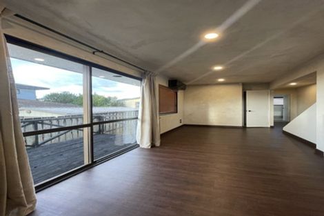 Photo of property in 255 Don Buck Road, Massey, Auckland, 0614