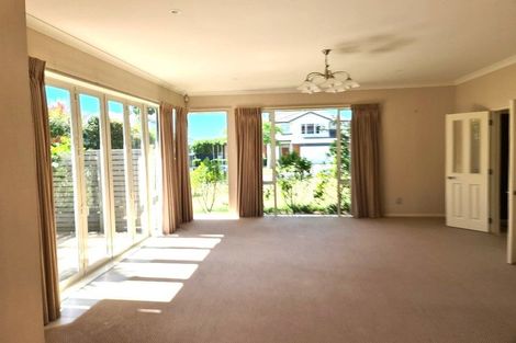 Photo of property in 21 Dunvegan Rise, East Tamaki Heights, Auckland, 2016