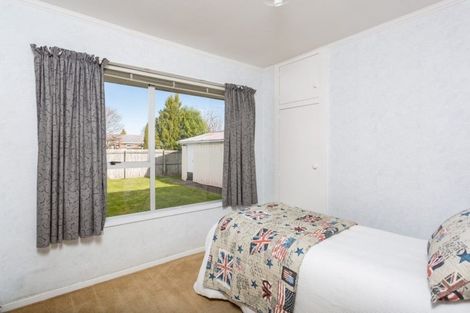Photo of property in 60 Denise Crescent, Hornby, Christchurch, 8042