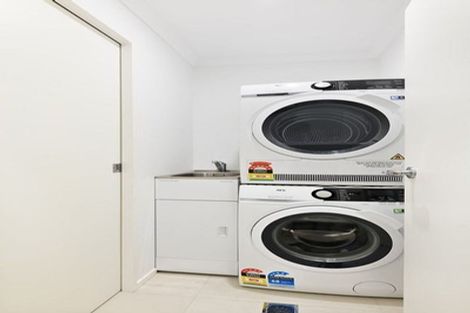 Photo of property in 32a Titoki Street, Te Atatu Peninsula, Auckland, 0610