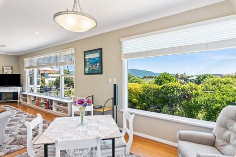 Photo of property in 16 Webber Street, Paraparaumu Beach, Paraparaumu, 5032