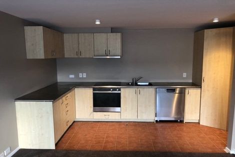 Photo of property in Victoria Villas, 50/35 Pirie Street, Mount Victoria, Wellington, 6011